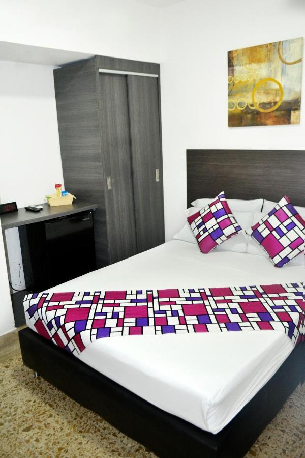 Casa Hotel Palmas Del Estadio 2 Medellín Zewnętrze zdjęcie